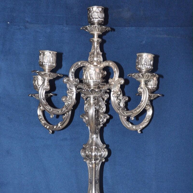 Candelabro em prata brasileira