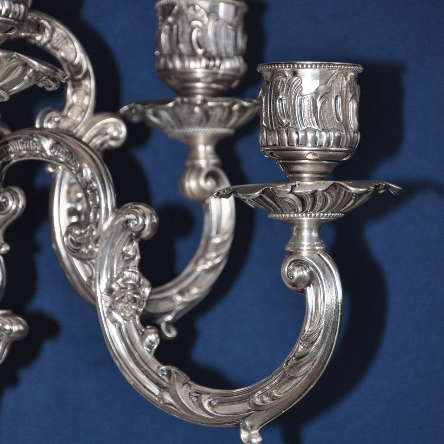 Candelabro em prata brasileira